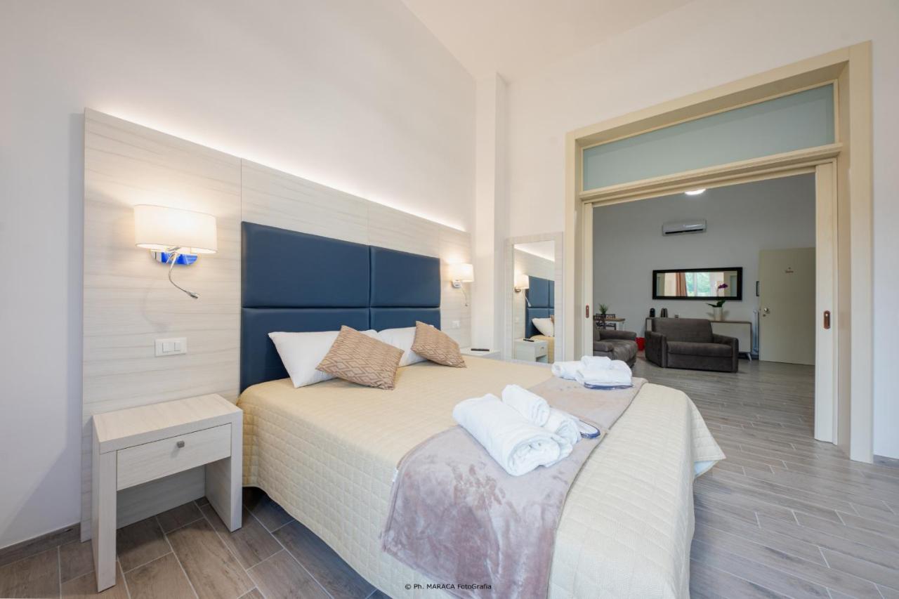 B&B Gianmarti Suite Lecce Dış mekan fotoğraf