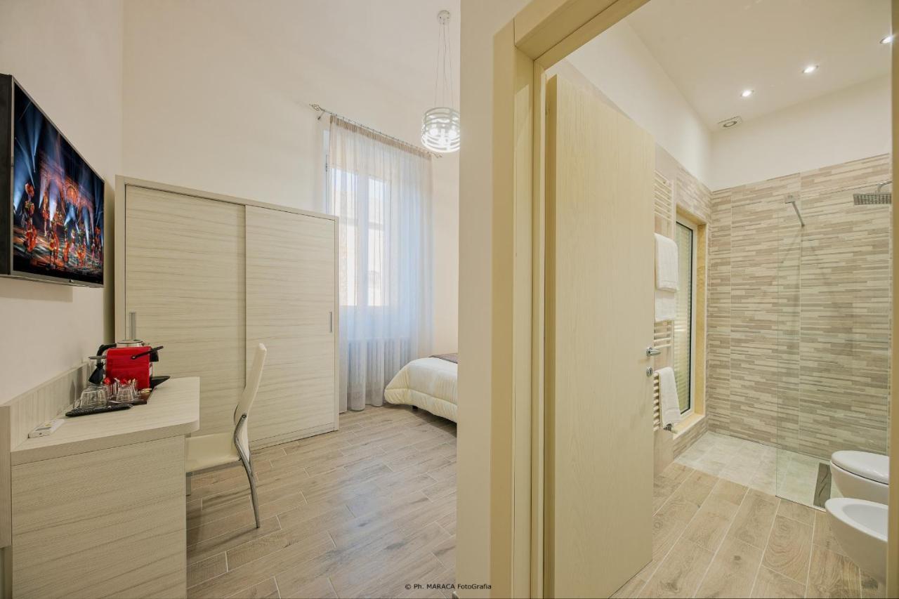 B&B Gianmarti Suite Lecce Dış mekan fotoğraf